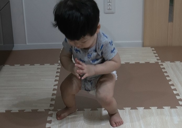 赤ちゃんが何もつかまらずに立つ たっち はとても大切です ゆうゆうき 子供のためにできること